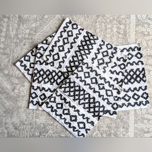 Set of 6 Placements with Aztec Design Navy Silver White